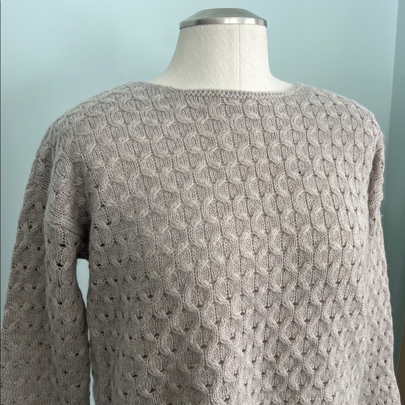 Benedetta B merino wool cable knit bishop sleeve pullover sweater beige M - Picture 11 of 11